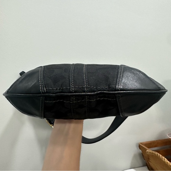 Coach Y2K Signature Canvas Hobo Shoulder Bag - Picture 6 of 16